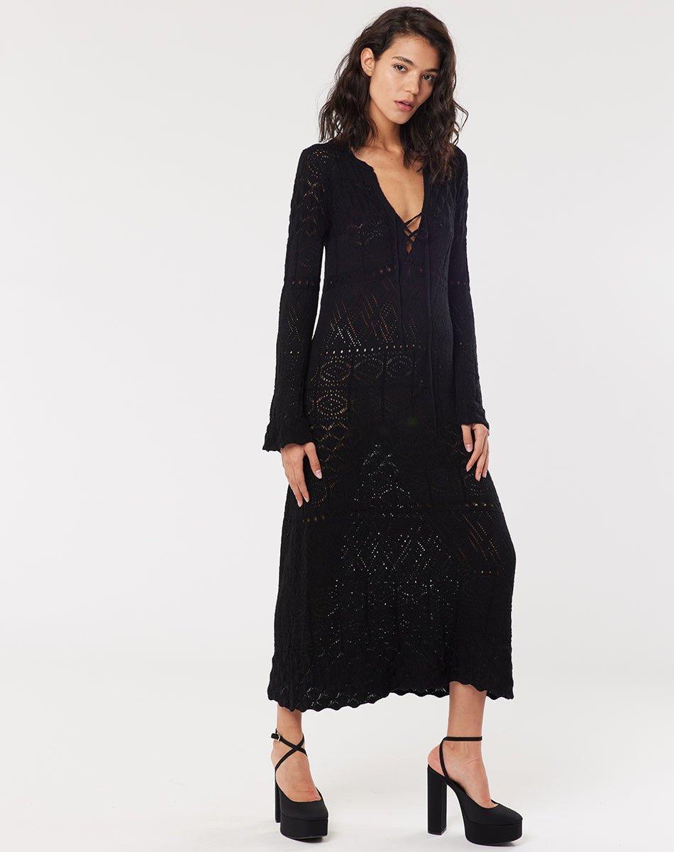 Giselle Scallop Knitted Black Dress